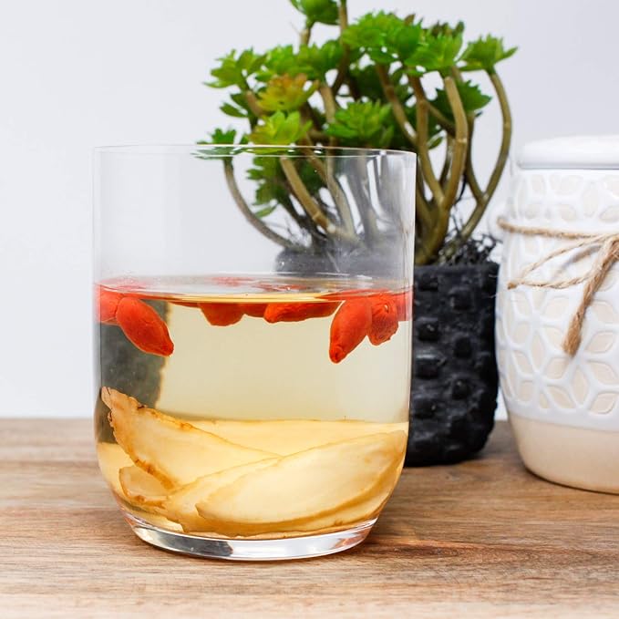 American Ginseng Slices from Wisconsin, American Wisconsin Ginseng Slices Root for Tea, Energy for Men Women Health Boosts Immunity, 多年生長大园切片 花旗參/西洋參, Larger Long Strip 1 Box of 8 Ounces